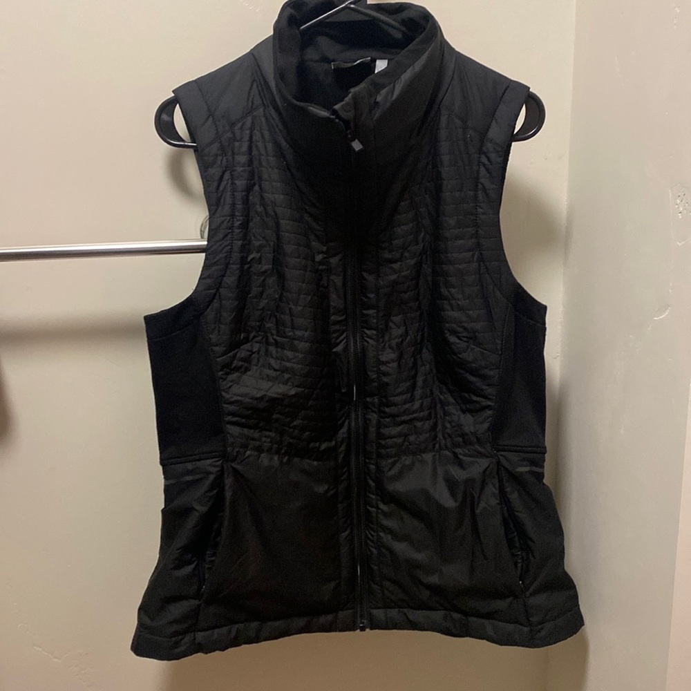 Athleta running vest. Size large.